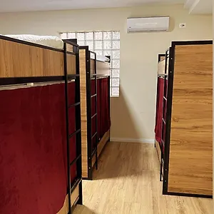  Hostel Chilli Albania